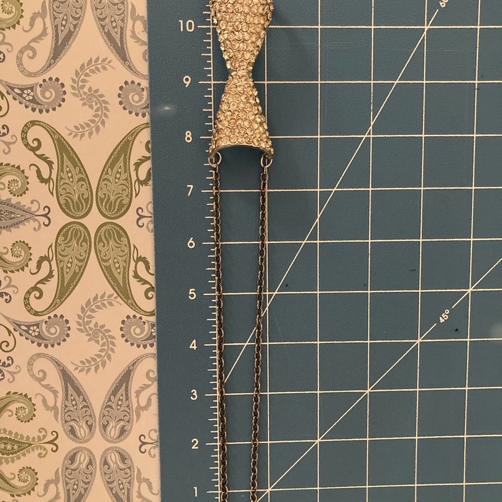 Up-cycled Rhinestone necklace - Picture 9 of 10